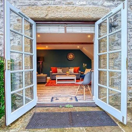 Delightful Two-Bedroom Cottage In The Heart Of Bakewell Dış mekan fotoğraf
