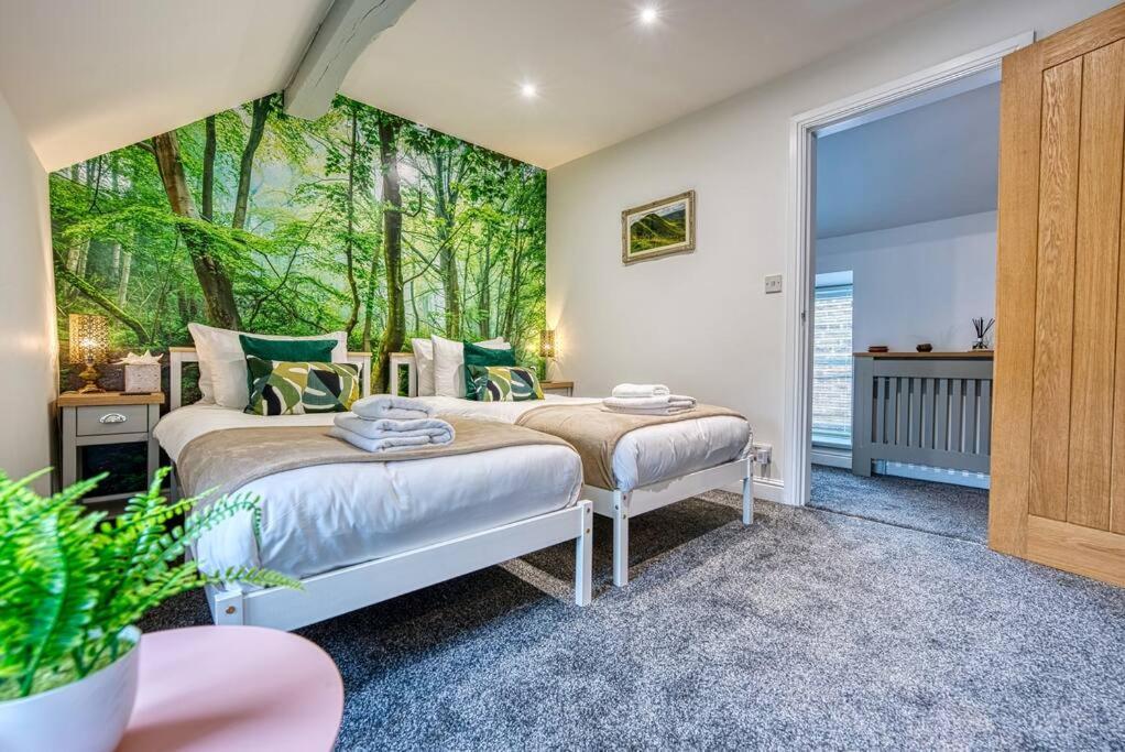 Delightful Two-Bedroom Cottage In The Heart Of Bakewell Dış mekan fotoğraf