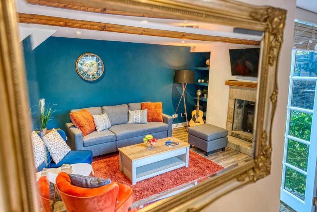 Delightful Two-Bedroom Cottage In The Heart Of Bakewell Dış mekan fotoğraf