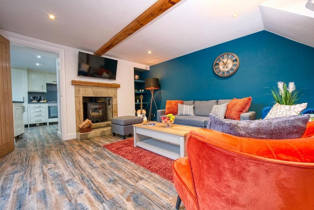 Delightful Two-Bedroom Cottage In The Heart Of Bakewell Dış mekan fotoğraf