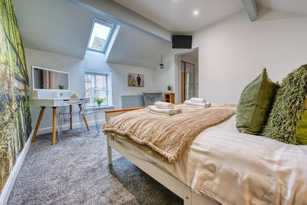 Delightful Two-Bedroom Cottage In The Heart Of Bakewell Dış mekan fotoğraf