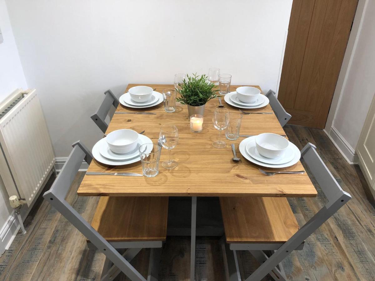 Delightful Two-Bedroom Cottage In The Heart Of Bakewell Dış mekan fotoğraf